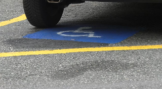 Sosta negli spazi per disabili, a Torino 3mila multe in 9 mesi